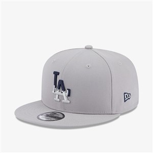 New Era Team Drip 9Fifty Erkek Şapka Gri